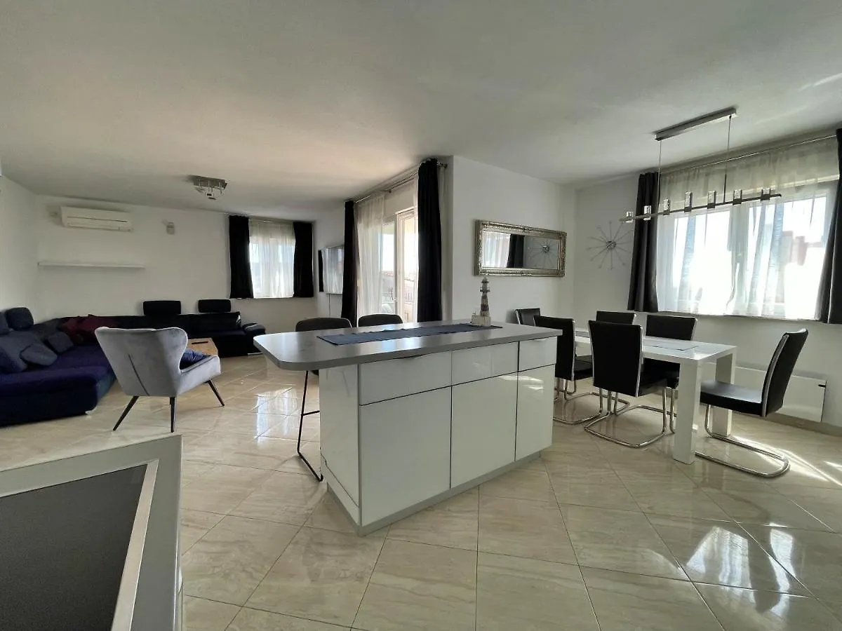 Apartments Ursula 3 Trogir 0*,  Croatia
