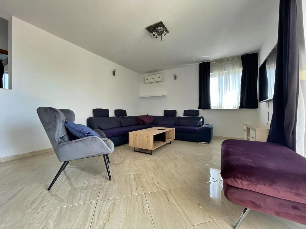 Apartments Ursula 3 Trogir