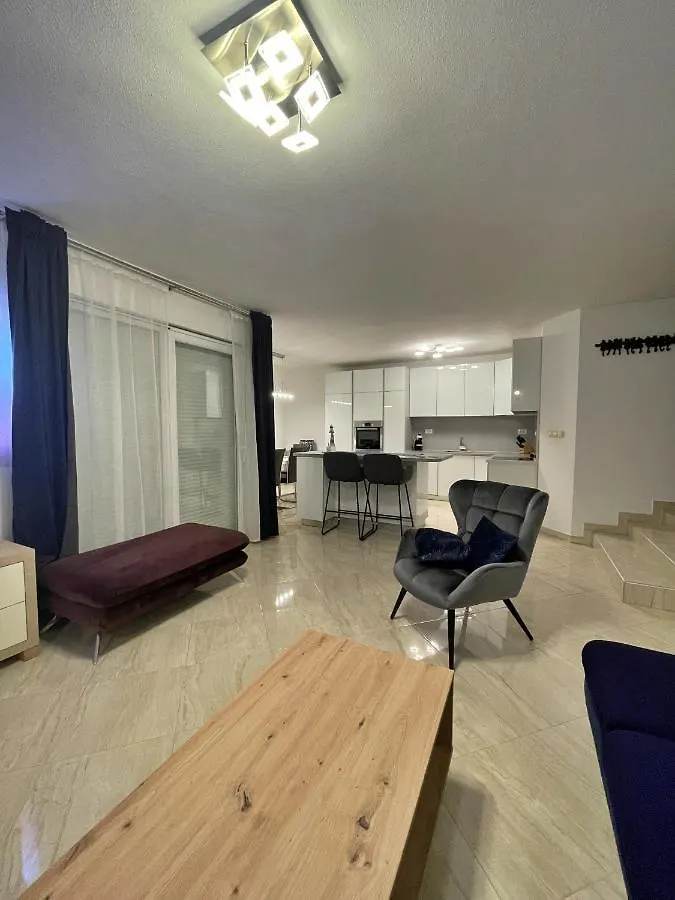 Apartments Ursula 3 Trogir